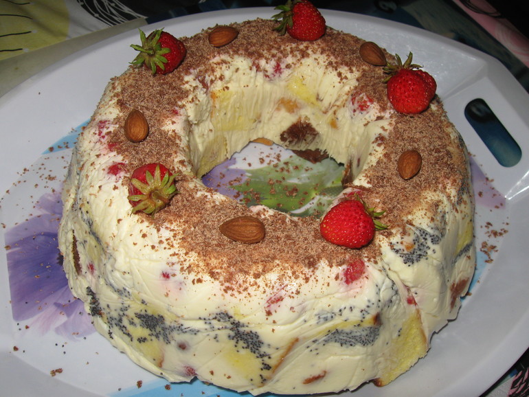 Наш праздничный тортик