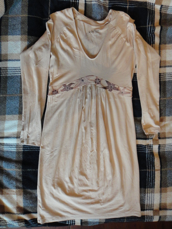 Женская одежда, головные уборы, палантины. Обн. 08.05.14