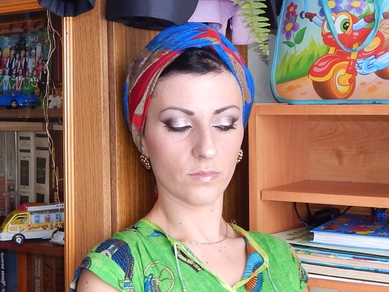 Арабский макияж с палеткой Sleek