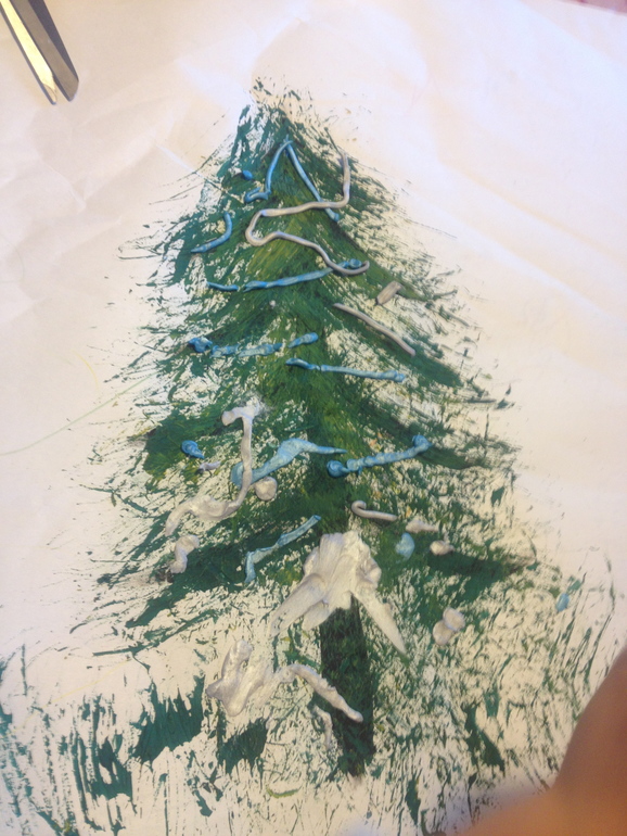 День 8 Рисовали мы елку елочными иголочками )))