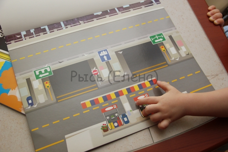 Наклейки, альбом Лица и штампы от Melissa&Doug;