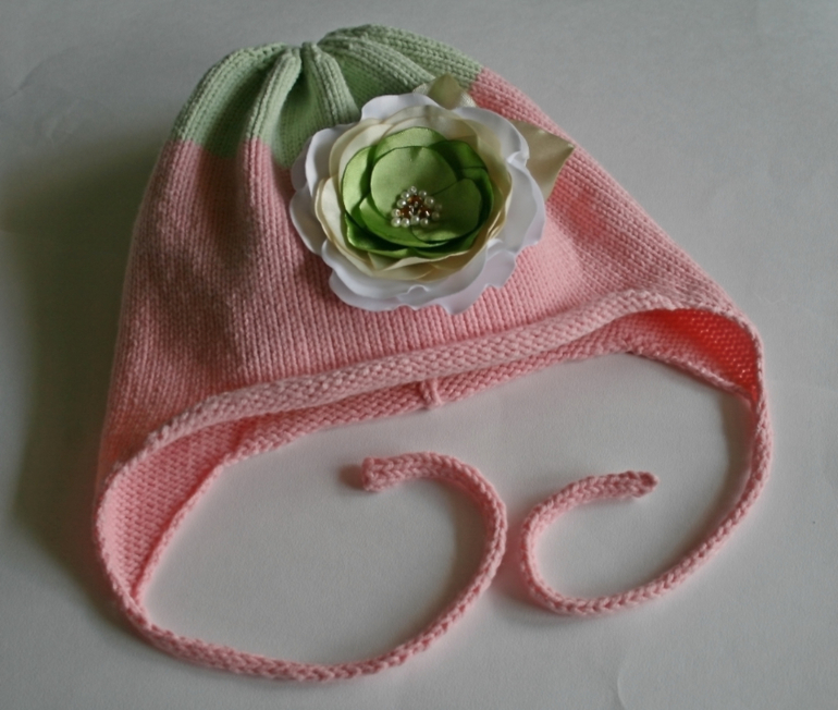 Вязаные шапочки на весну