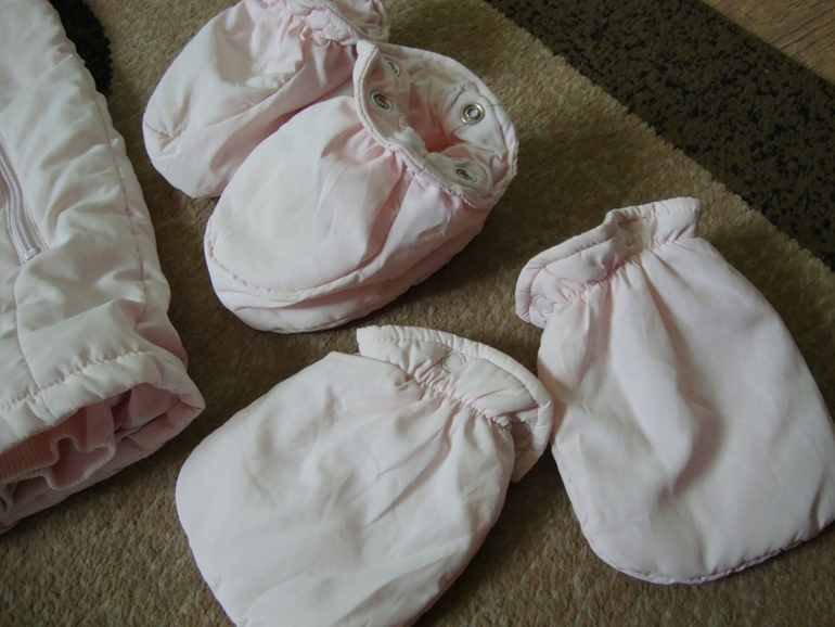 продам Демисезонный комбинезон