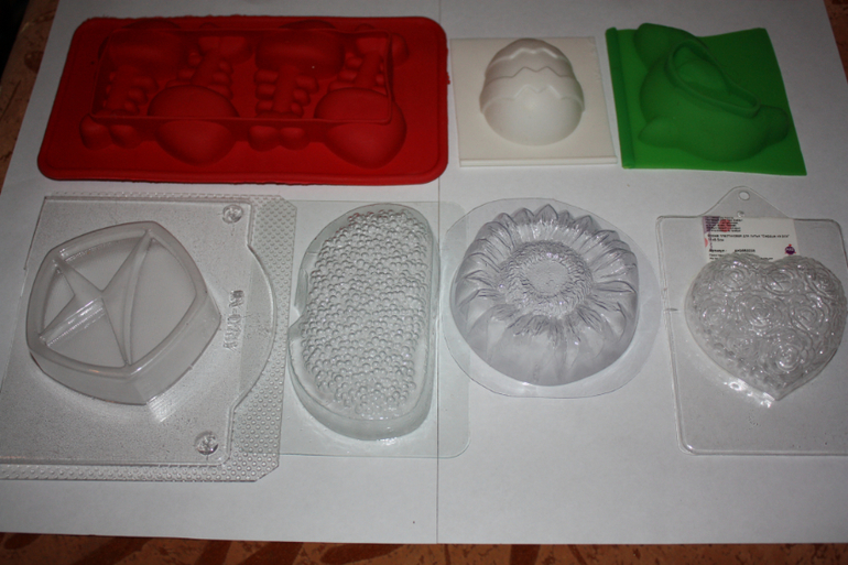 Продам новые формы.