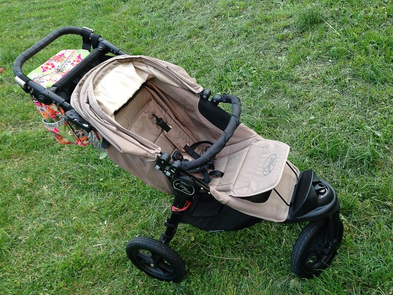 Baby jogger city elite с бампером и муфтой для ножек. Сумка Ju-Ju-Be.