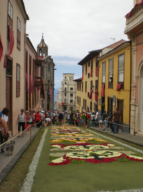 Праздник ковров в Ла Оротаве.