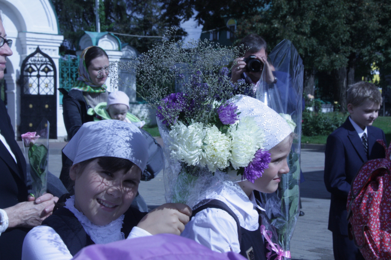 Песня сестренка наташка. Сестрёнка наташка теперь первоклашка. Песня сестрёнка наташка теперь первоклашка. Сестрёнка наташка теперь первоклашка слушать. Наташки теперь вы первоклашки с припевом.