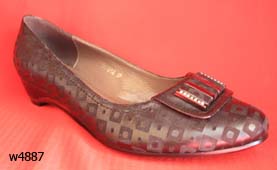 Пристрою туфли на полную ногу 40 размер 870р.