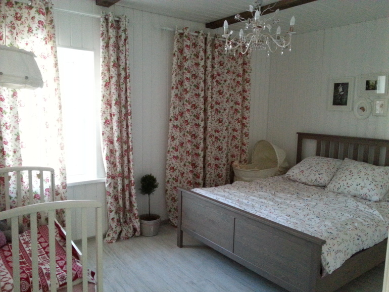 Спальня в частном доме