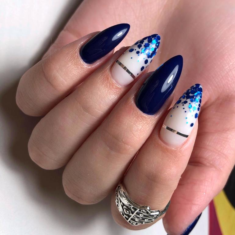 Ищу модель на маникюр/ покрытие гельлаком запись