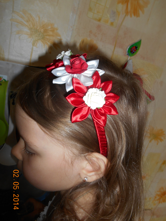 Аксессуары для волос в стиле Канзаши. В наличии и на заказ.