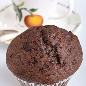 Быстрые маффины с кусочками шоколада