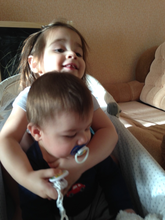 Жизнь с погодками