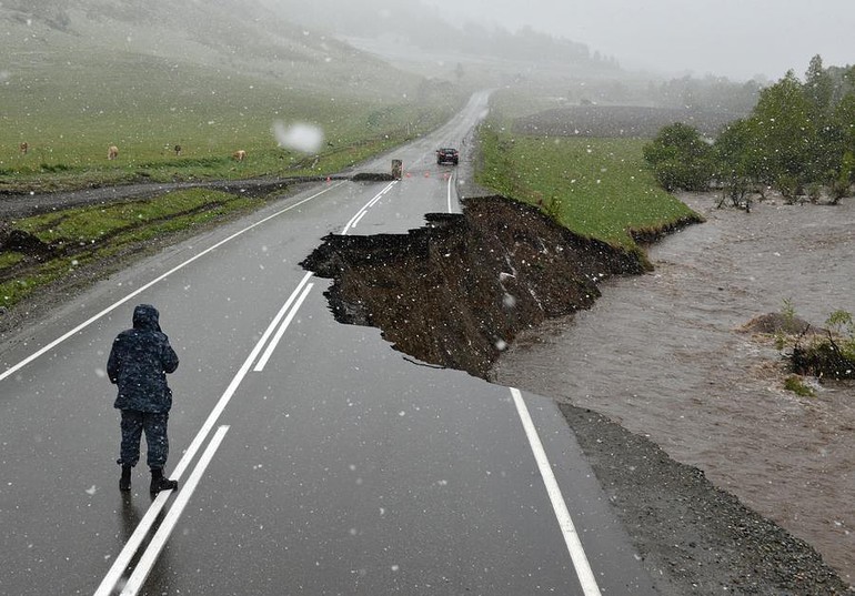 ПОМОГИТЕ АЛТАЮ
