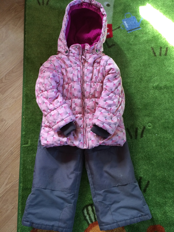 Верхняя одежда на девочку (3 - 5 лет)