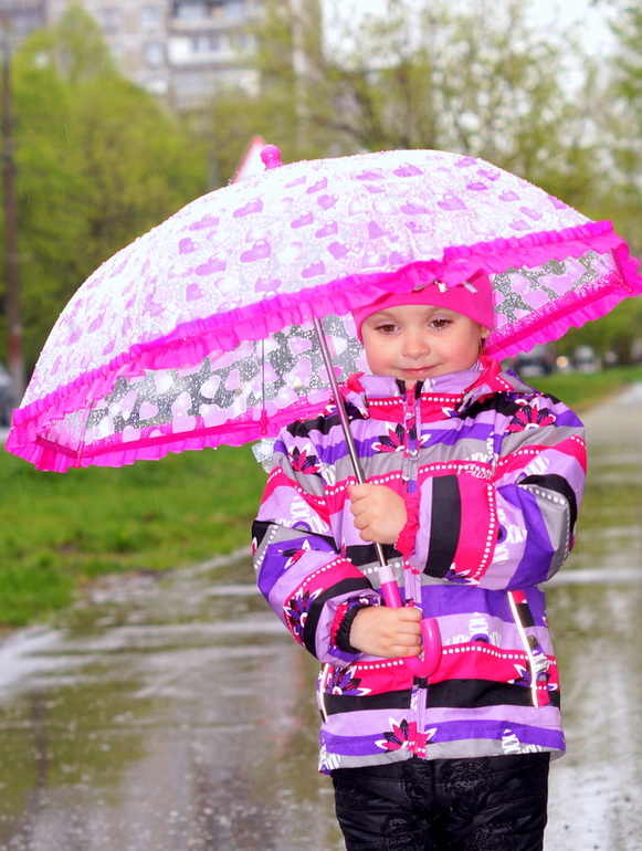 Сезон прогулок под дождем открыт!