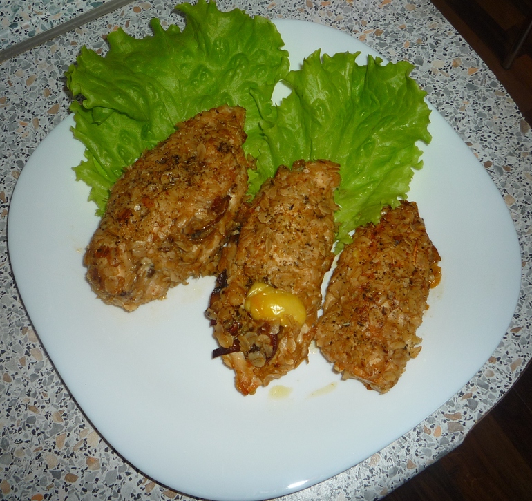 Куриные грудки в овсяной панировке