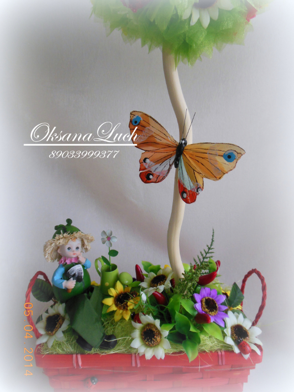 Свеженькие деревца...