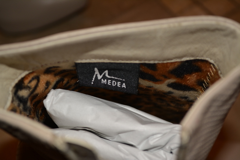 продам ботильоны Medea новые (без коробки)2500руб.