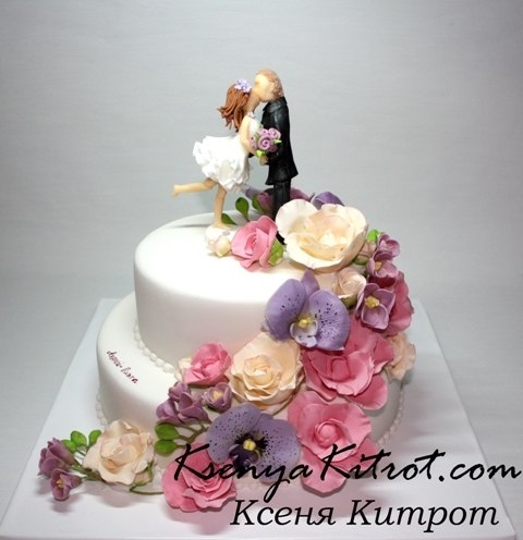 Дизайн торта с начинкой безе???