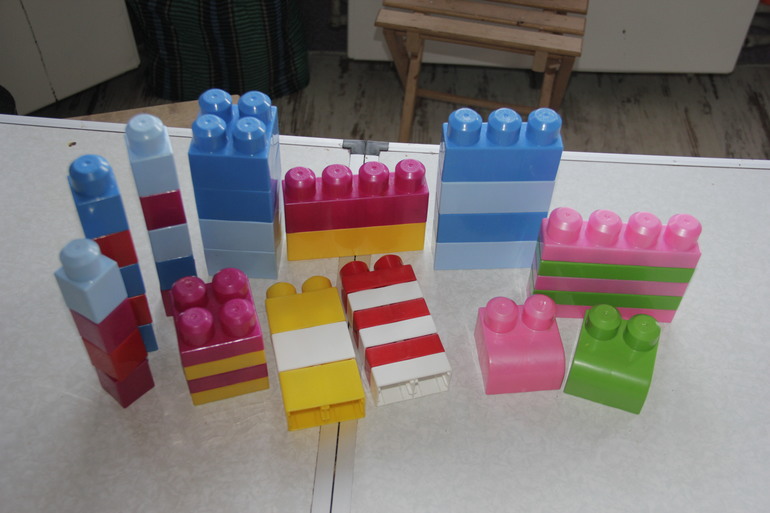 Детские игрушки -фартучки