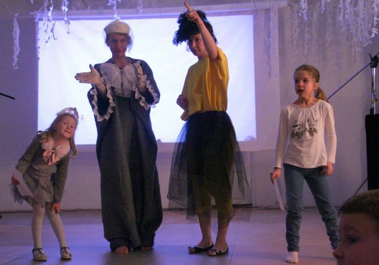 Кошмарики, выпучив шарики,