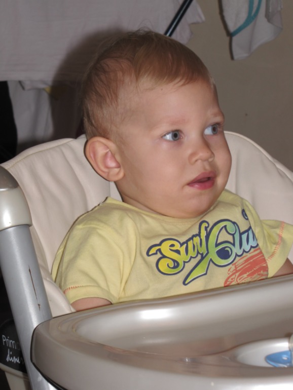 Как блондин, смотрит эмоционально мульты!