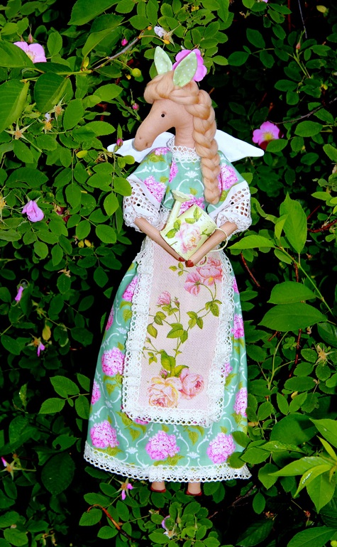 Лошадка Садовница