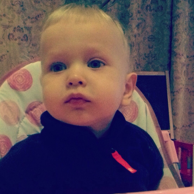 Птенца моего подстригли.