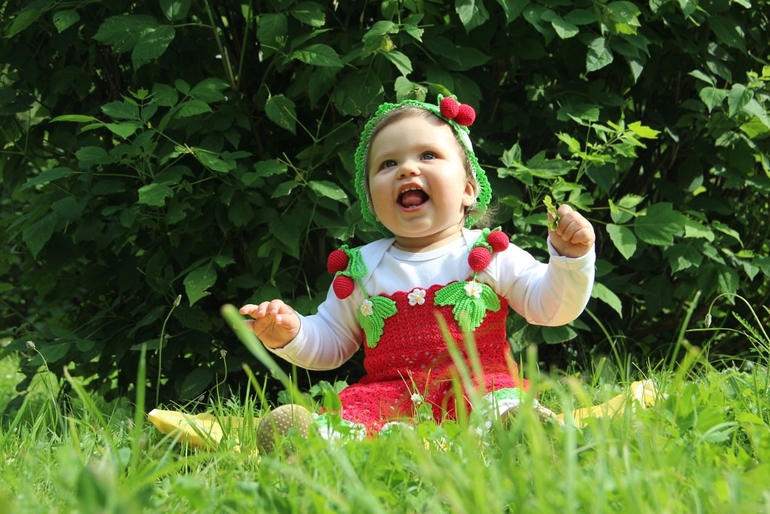 Девочка-ягодка