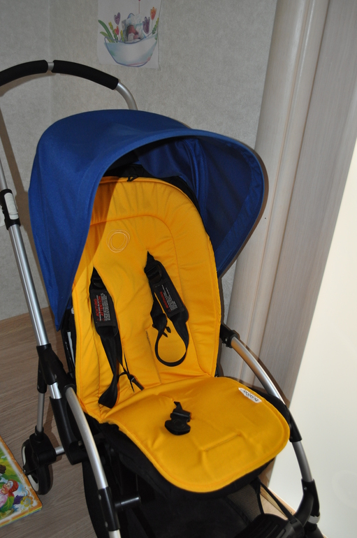 Bugaboo bee+ кап Роял блю цена 900 р почта за мой счет