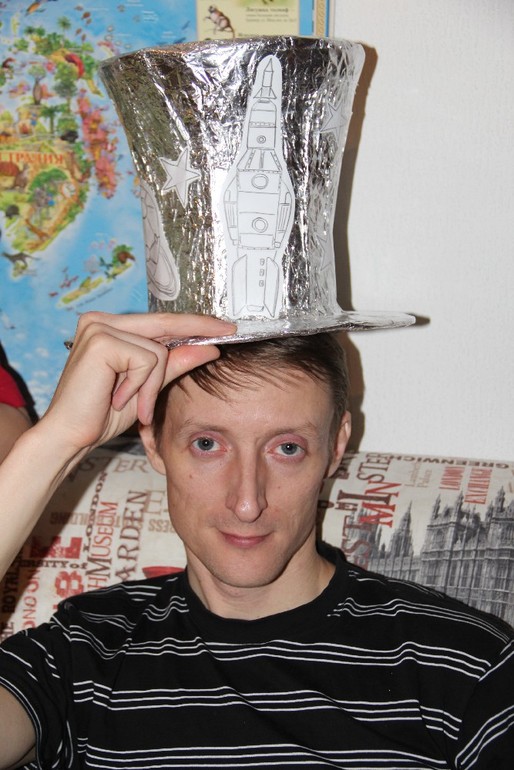 Парад шляп на празднике мам в садике