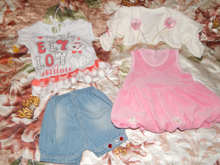 Отдам даром вещи для девочки, самовывоз. Измайловская.