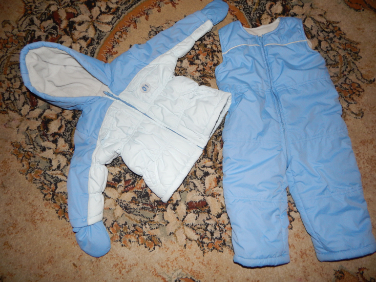 Подарю весенний раздельный комбез.