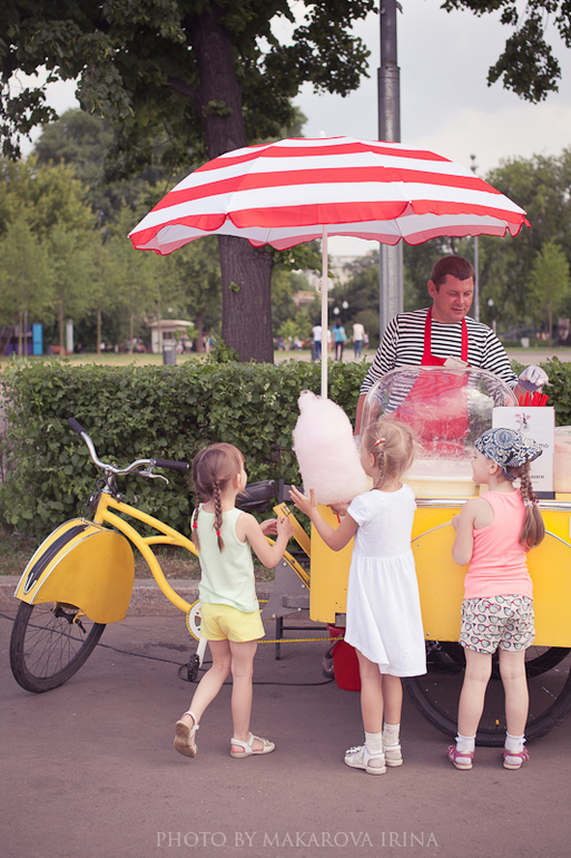 Три Алисы в парке Горького