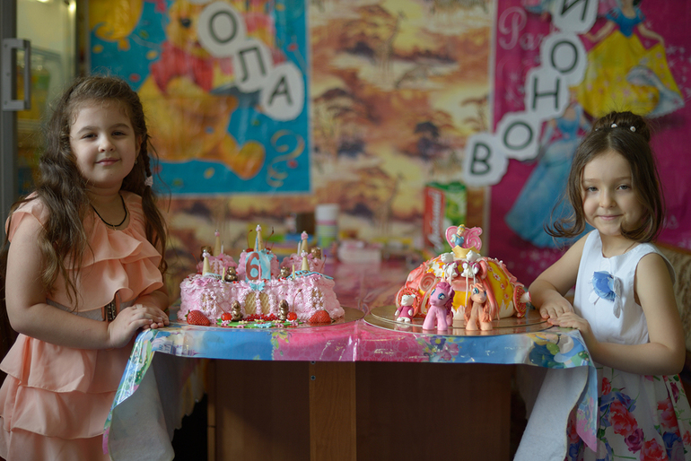 Нашей принцессе 6!