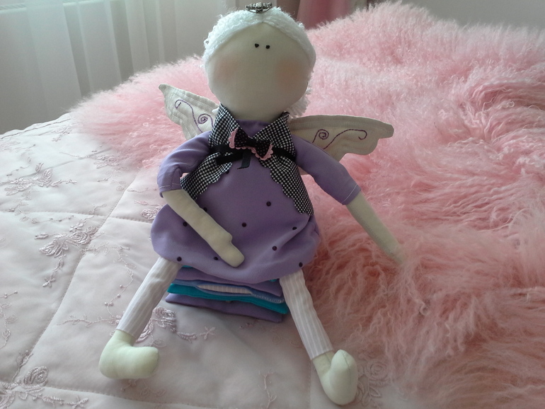 Одинаковые но такие разные....принцессы