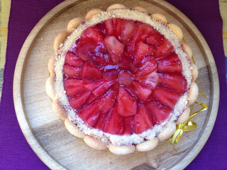 Я его слепила из всего что было)