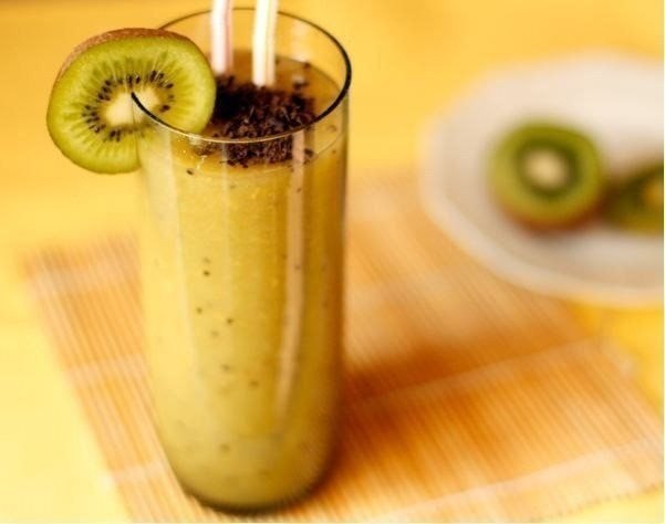 Фруктовый коктейль (не мое)