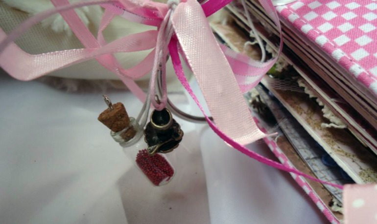 Фотоальбом-книга для пожеланий Алисы...(часть заказа)