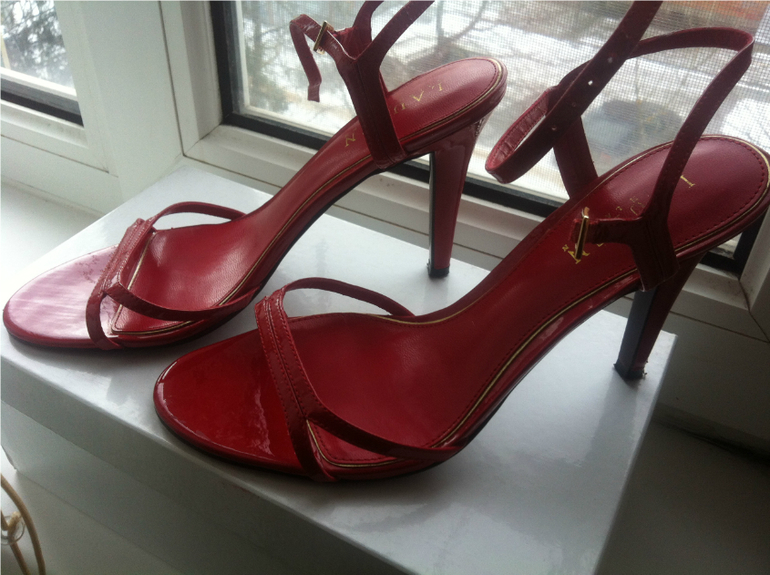 MANOLO* GUCCI* FABI* LV*RL* обувь 36-37р- новая ревизия )) . г. Москва