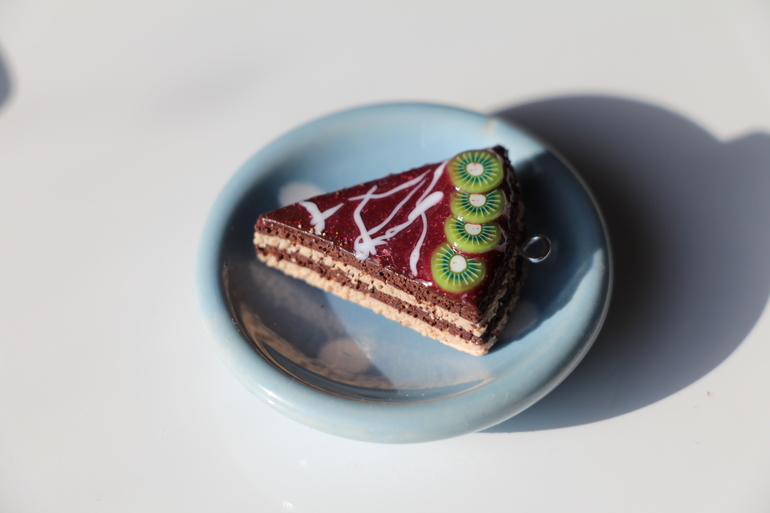 Сладости... много...