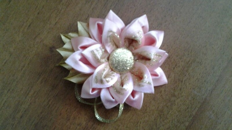 Предлагаю цветы для красавиц!!!)