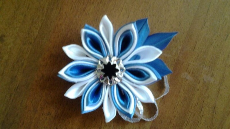 Предлагаю цветы для красавиц!!!)