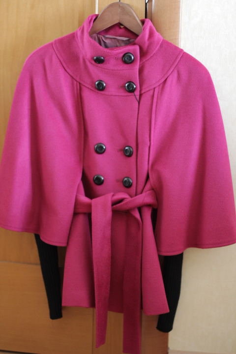 Продаю новое шерстяное пальто 42 р-р