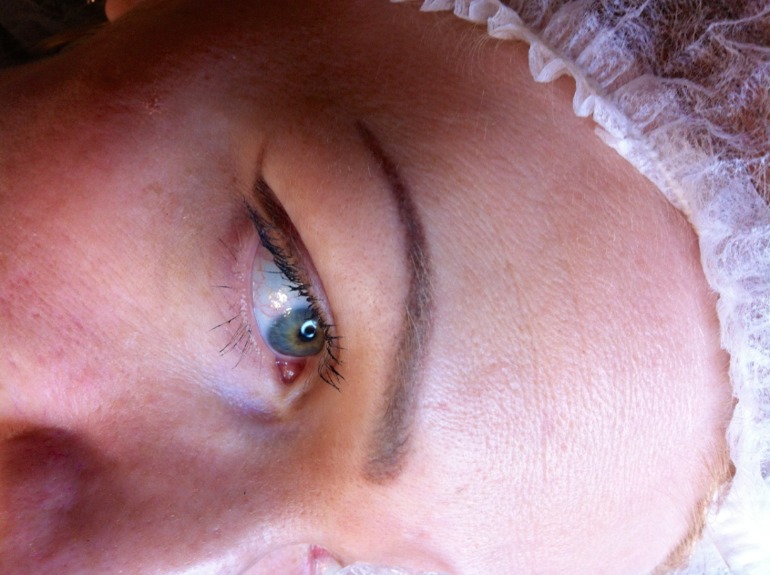 Давненько я тут не появлялась, уж простите...)