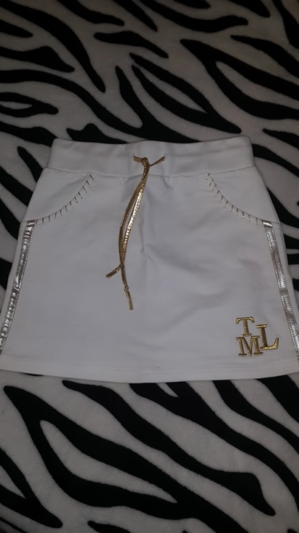 БУ в отличном состоянии на девочку рост 128-140. цены от 100 р