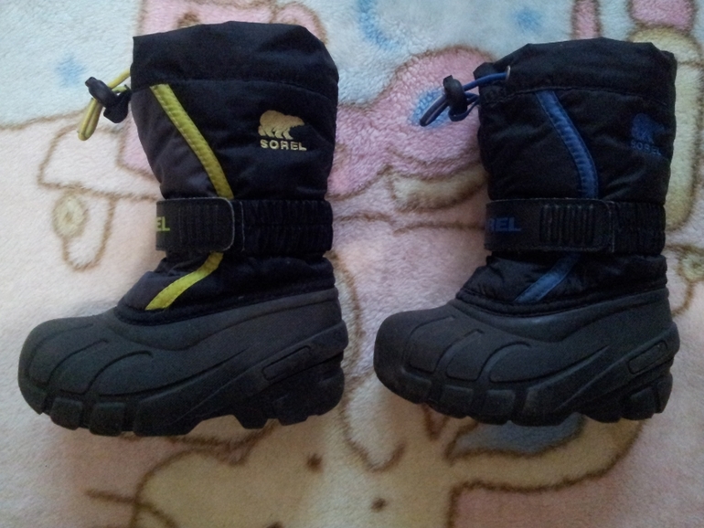 Зимние комплекты для мальчиков-двойняшек