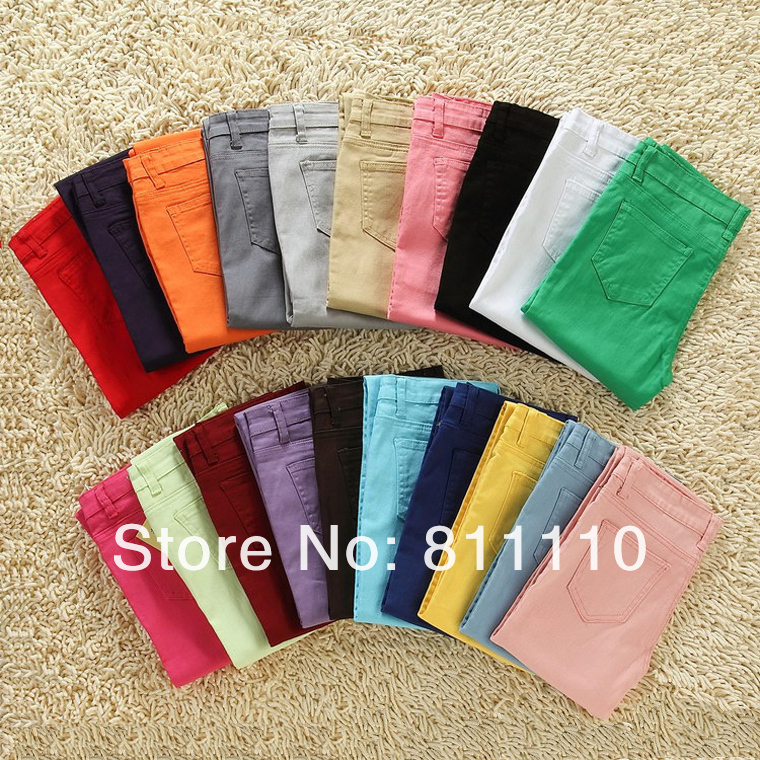 Яркие брюки!