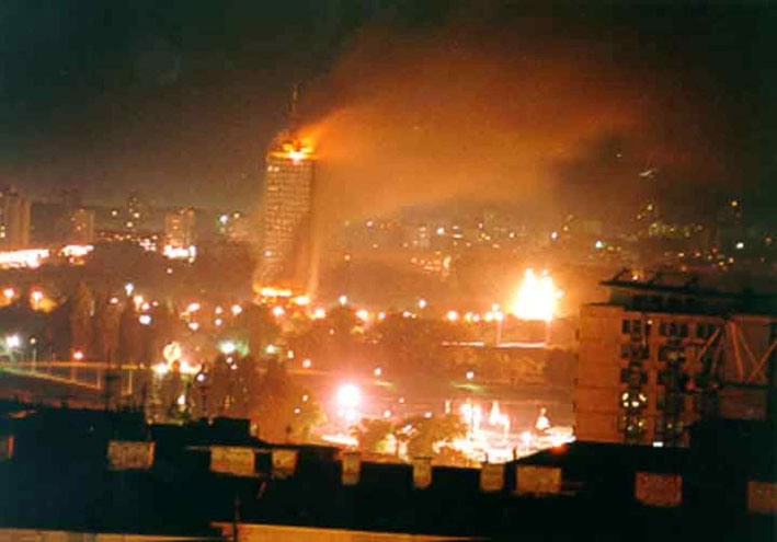 24 марта 1999 г - начало НАТО бомбардировок Сербии и Черногории.
